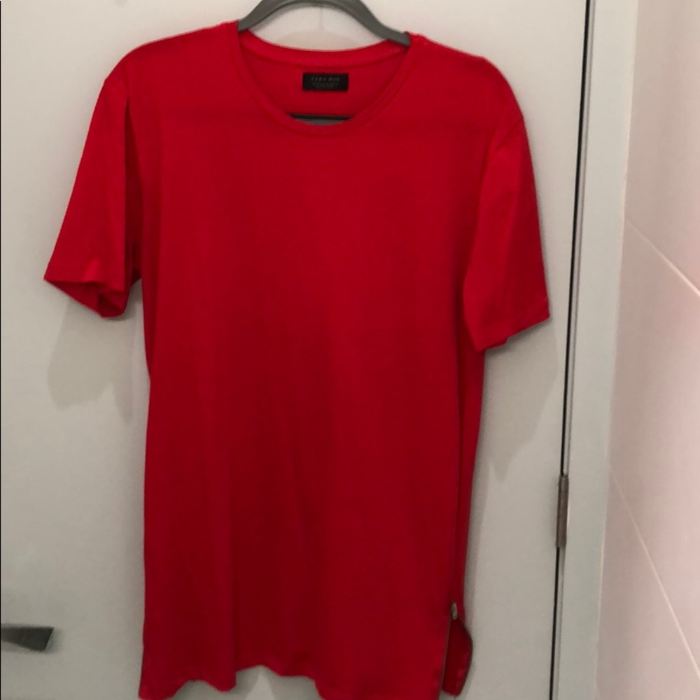 Zara Man Long Red T-Shirt with Side Zipper Detail